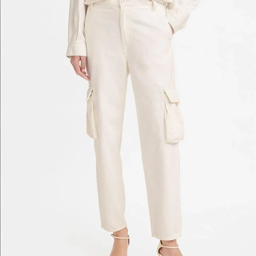 Levi’s High Waisted Cargo Pants Fine Twill Joggers Women’s Size 33 Light Pink